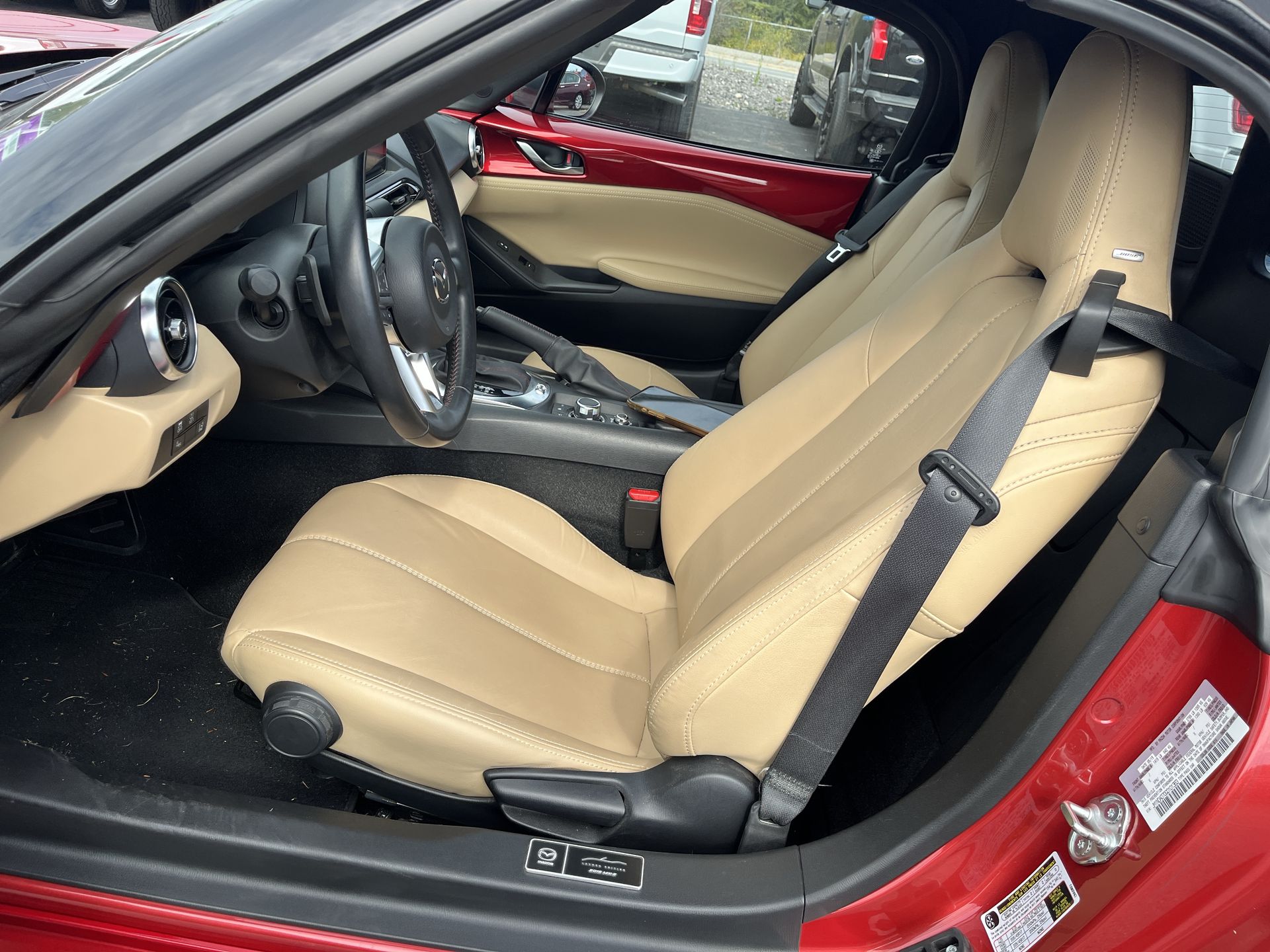 2016 Mazda MX-5 Miata Miata Grand Touring photo 5