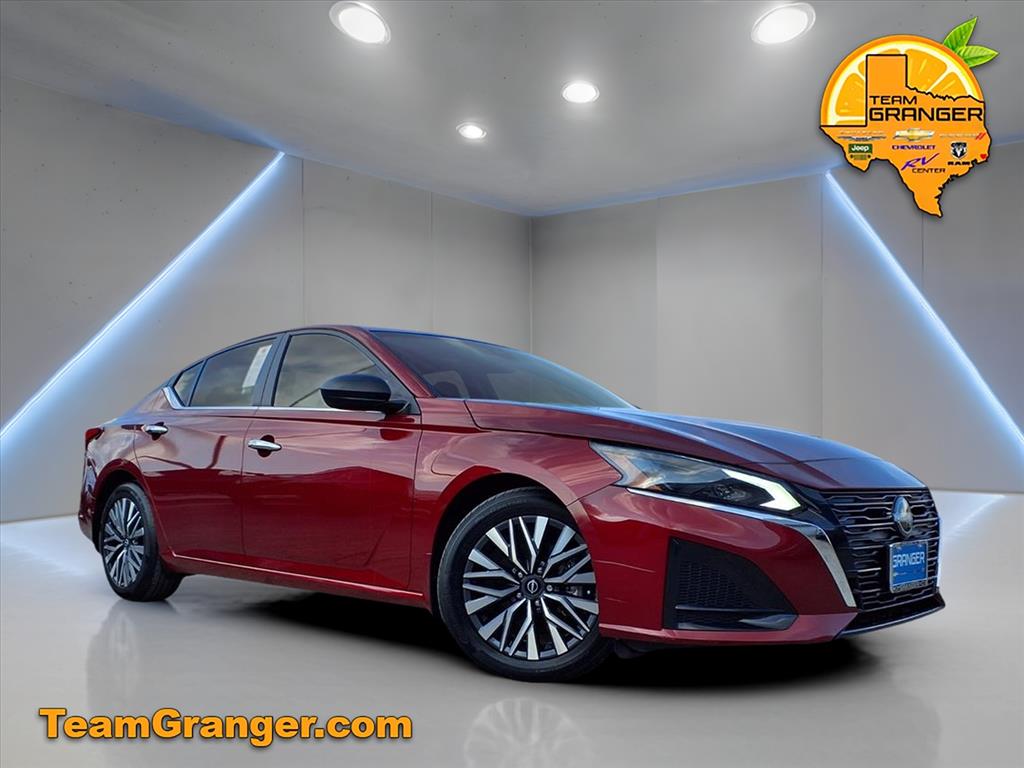 2024 Nissan Altima SV