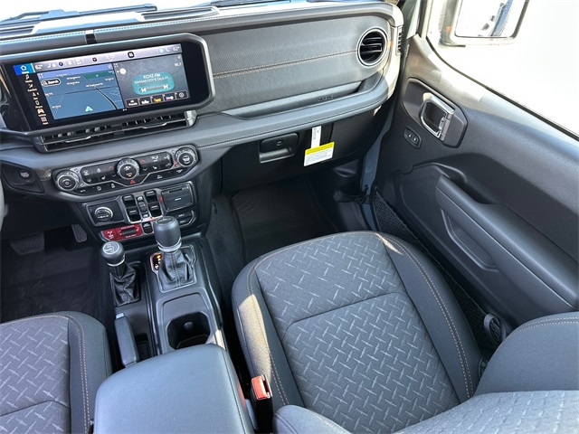 2025 Jeep Gladiator Mojave photo 16