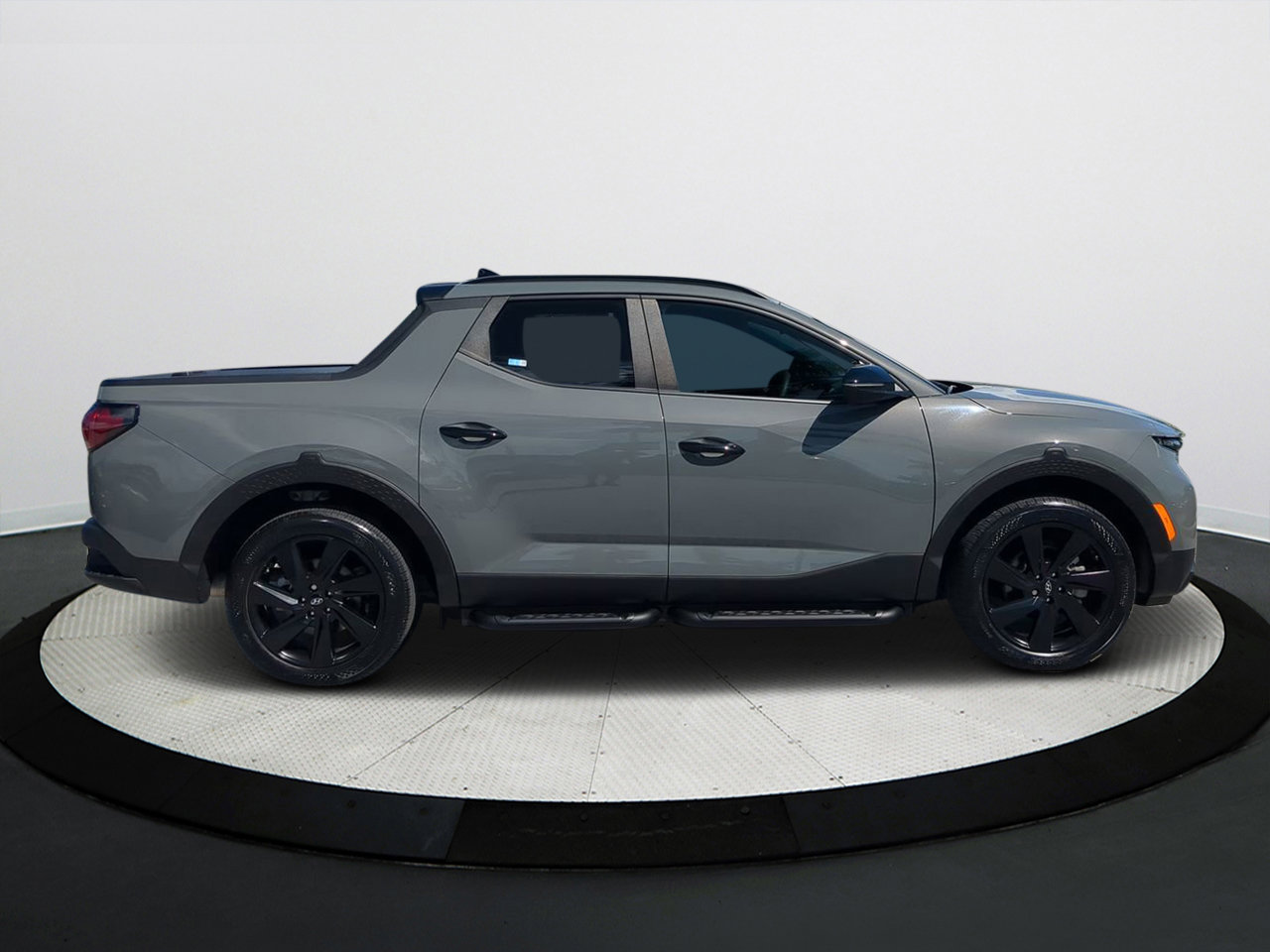 2024 Hyundai Santa Cruz Night photo 3