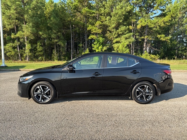 2024 Nissan Sentra SV photo 3