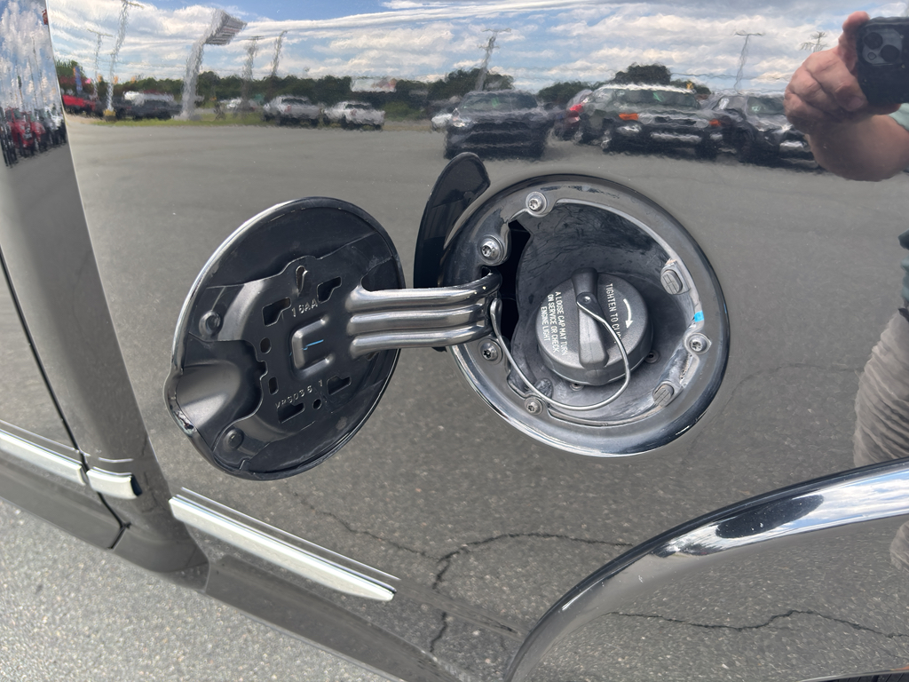 2019 Ram 2500 Limited photo 16