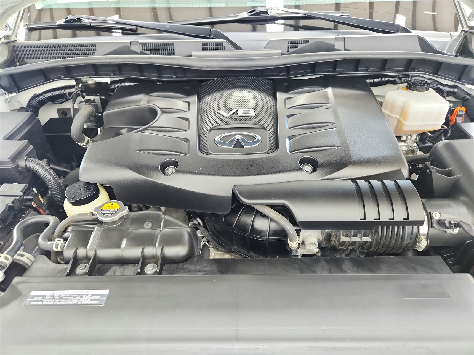 2023 Infiniti QX80 Luxe photo 15