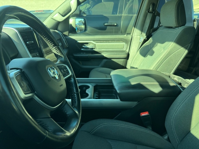 2021 Ram 1500 Big Horn Lone Star photo 3