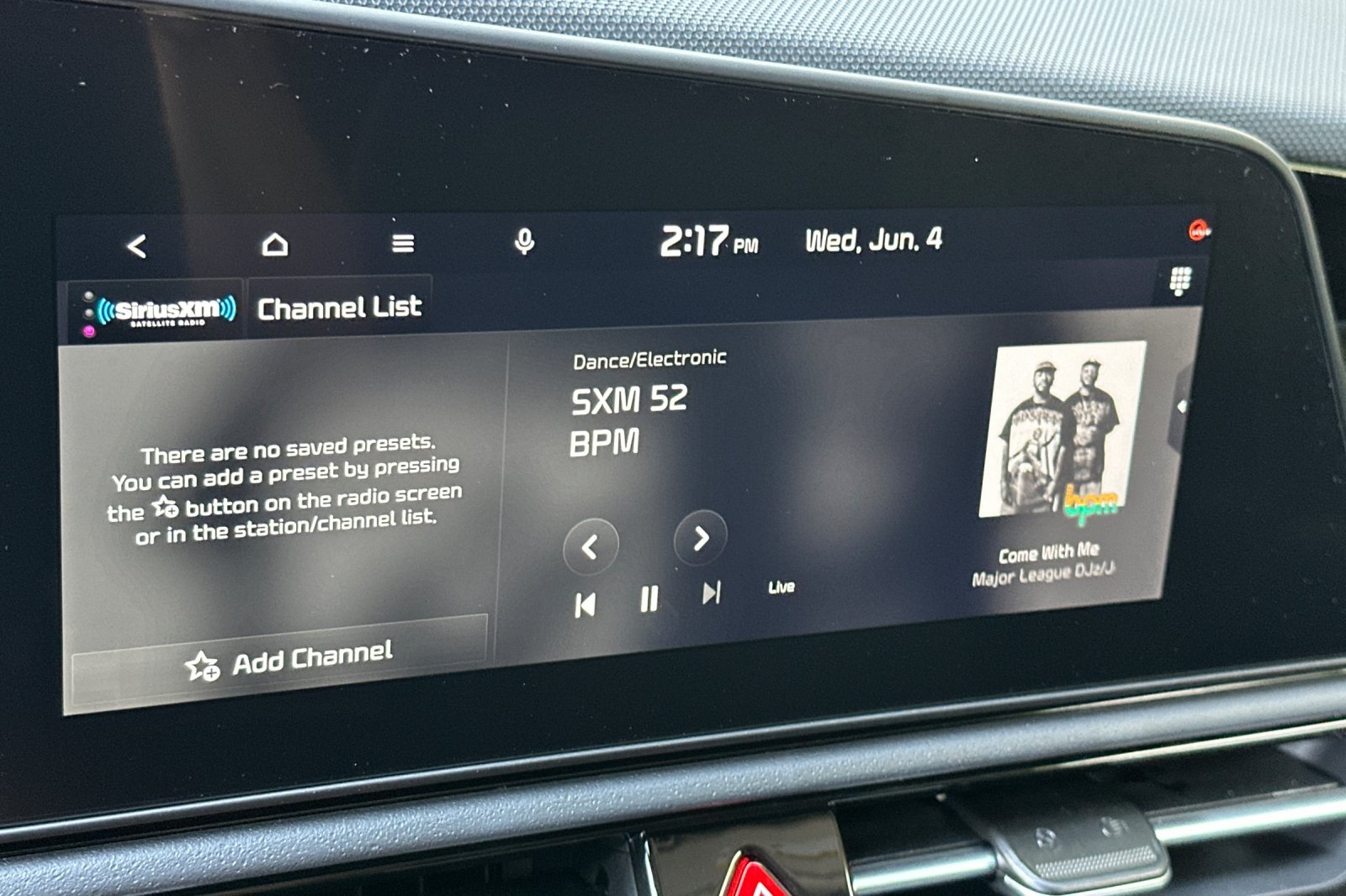 2025 Kia Niro EX Touring photo 13