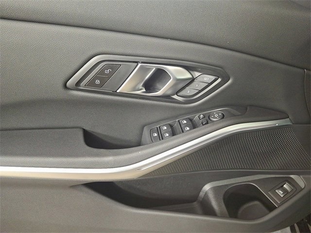 2025 Bmw 330i xDrive Sedan photo 12