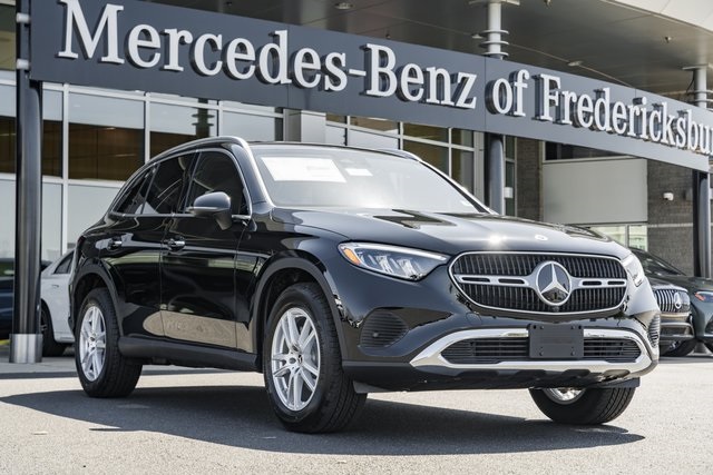 2025 Mercedes-Benz GLC Base's photo