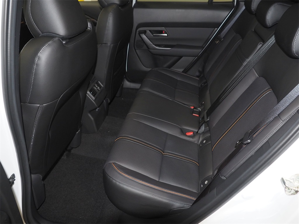 2025 Mazda CX-50 2.5 Premium Plus photo 6