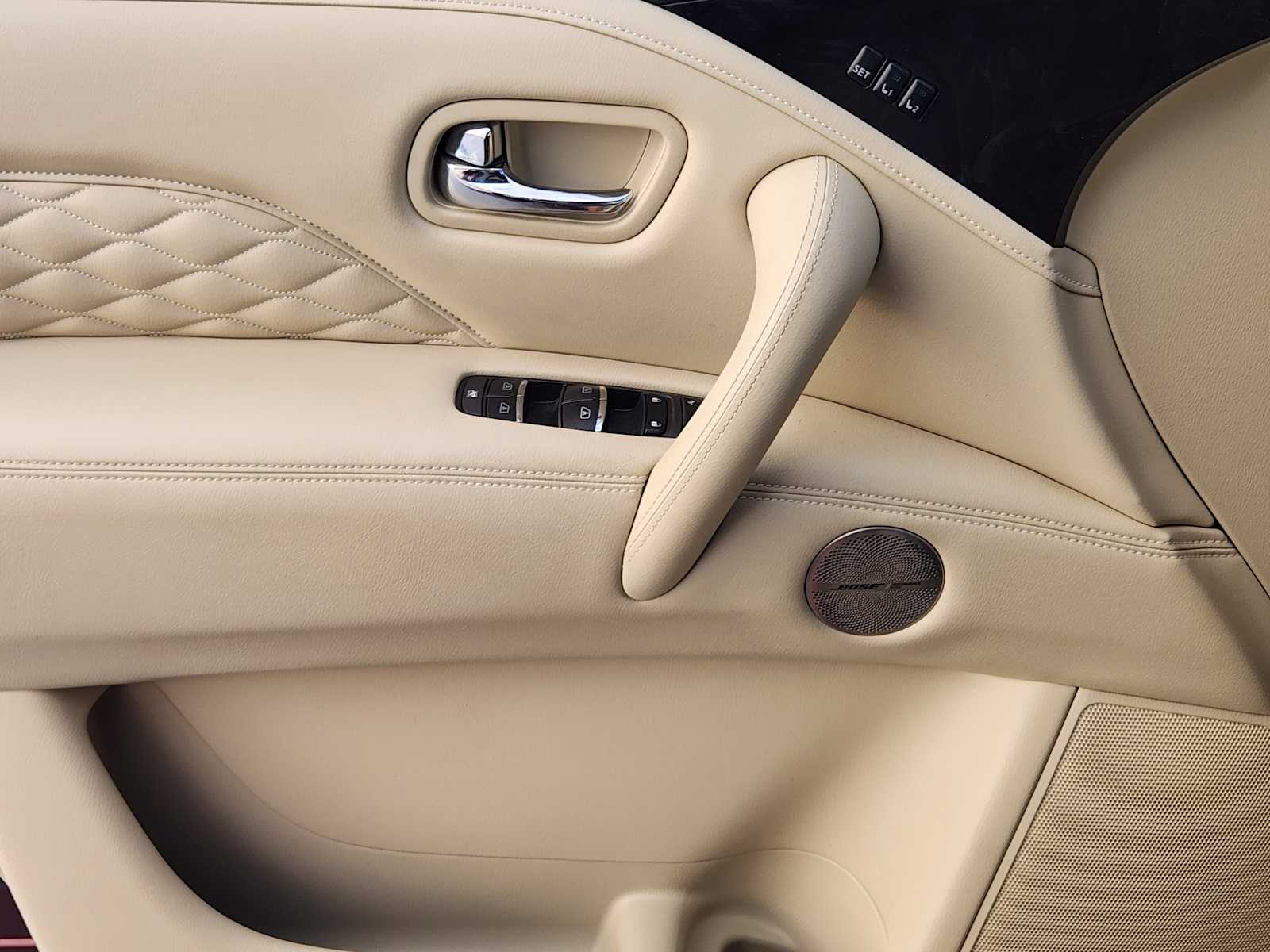 2020 Infiniti QX80 Luxe photo 21