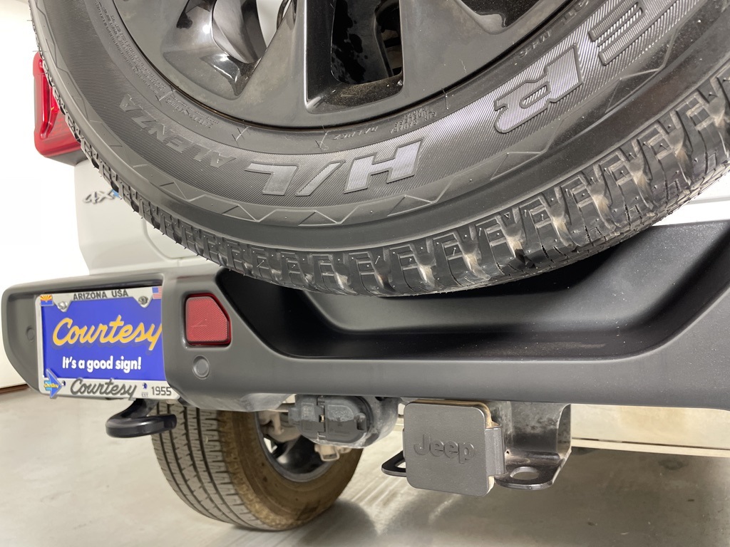 2021 Jeep Wrangler Unlimited Sahara 4xe photo 13