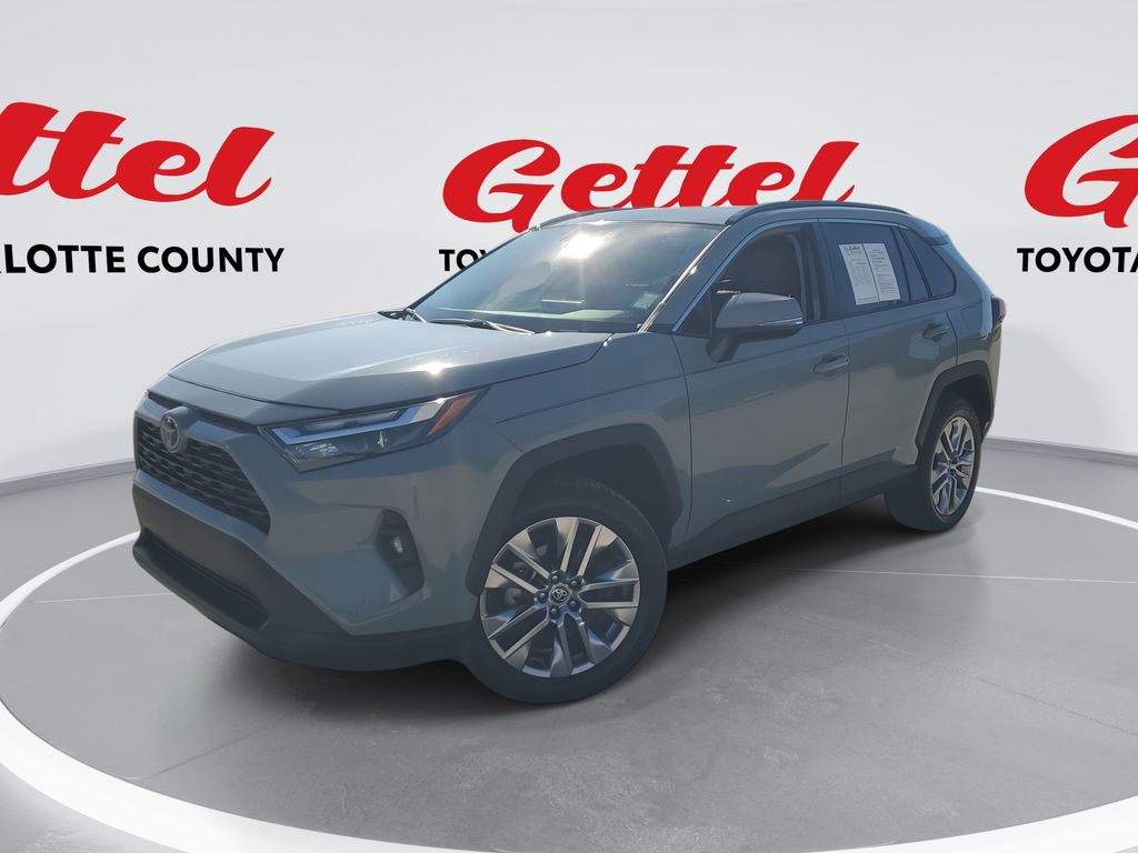 2023 Toyota RAV4 XLE Premium's photo