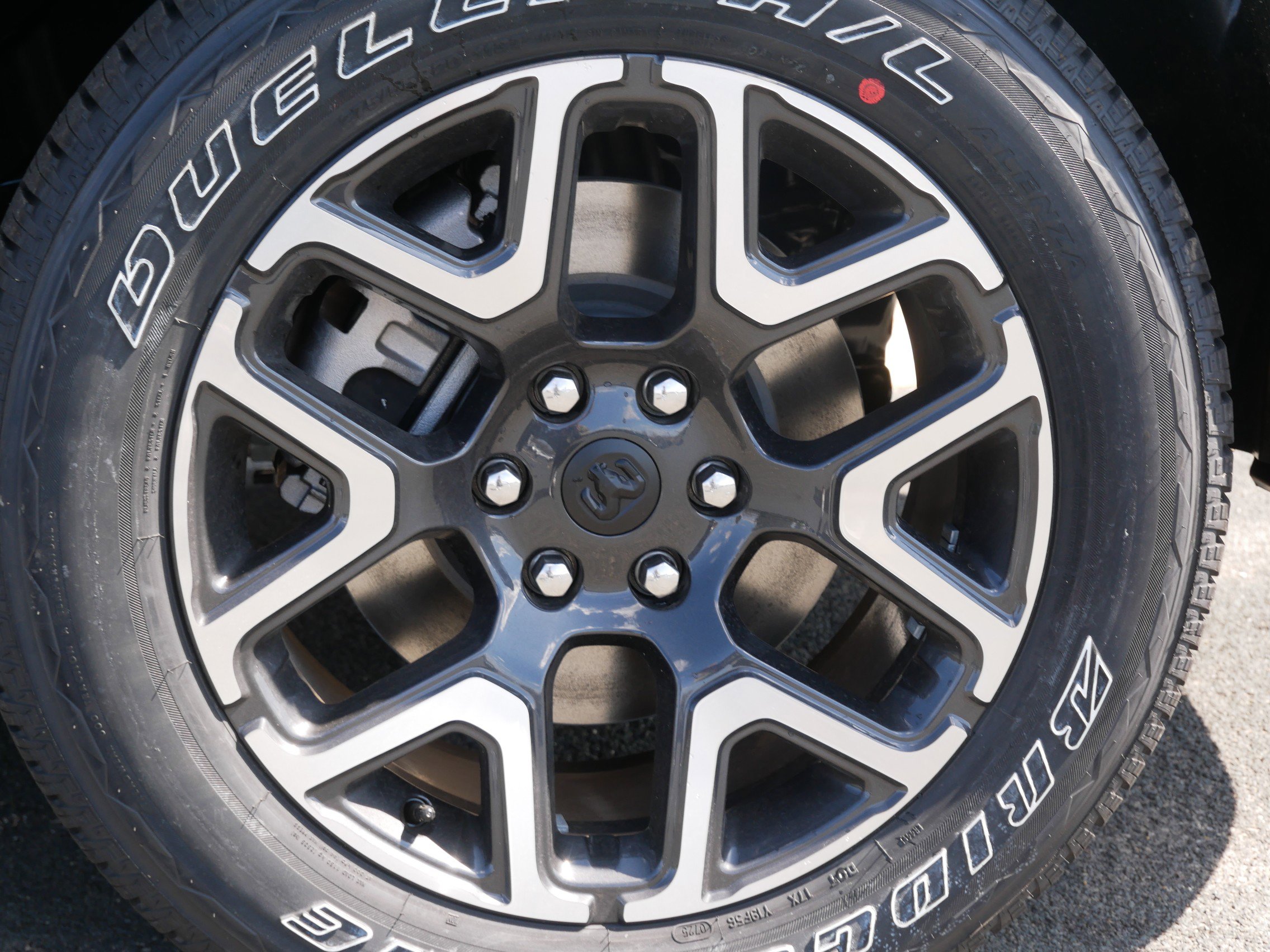 2025 Ram 1500 Laramie photo 6