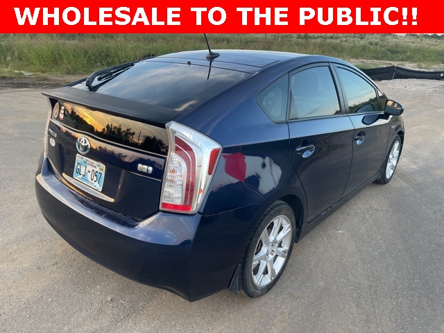 2013 Toyota Prius Four photo 3
