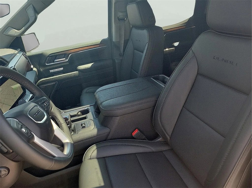 2026 Gmc Sierra 1500 Denali photo 13