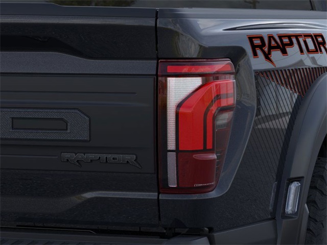 2025 Ford F-150 Raptor photo 13