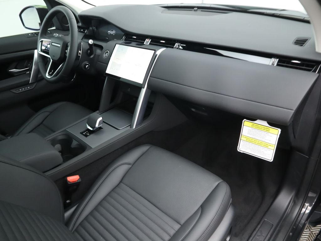 2025 Land Rover Discovery Sport S photo 15