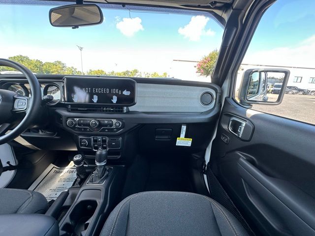 2025 Jeep Wrangler Sport photo 28