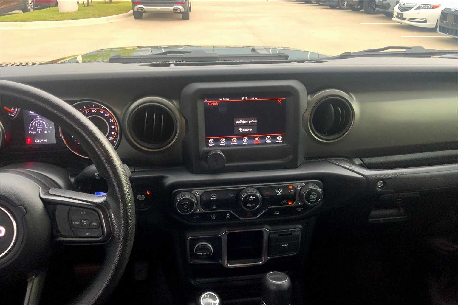 2023 Jeep Gladiator Sport photo 6