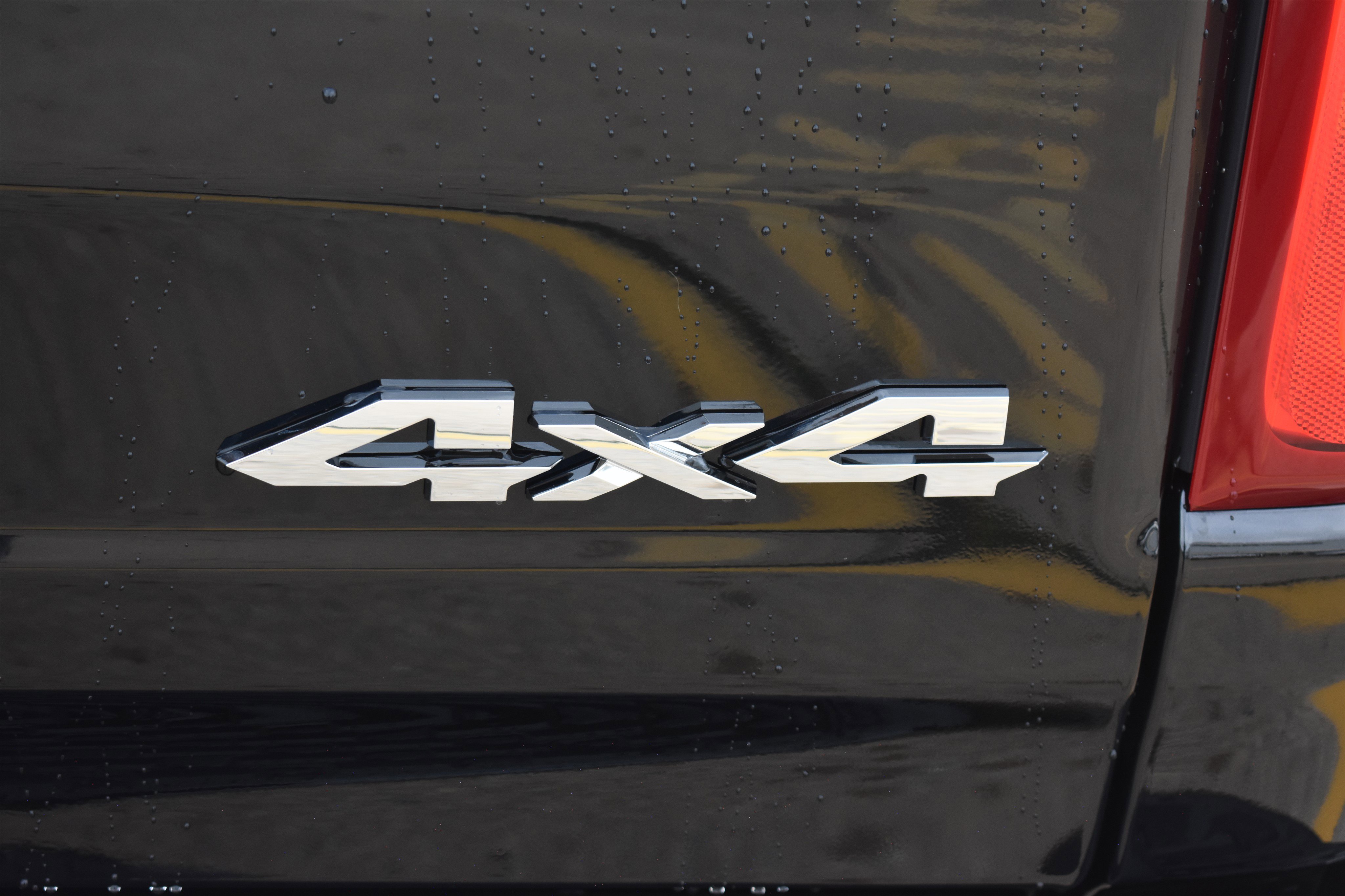 2026 Ram 1500 Laramie photo 4