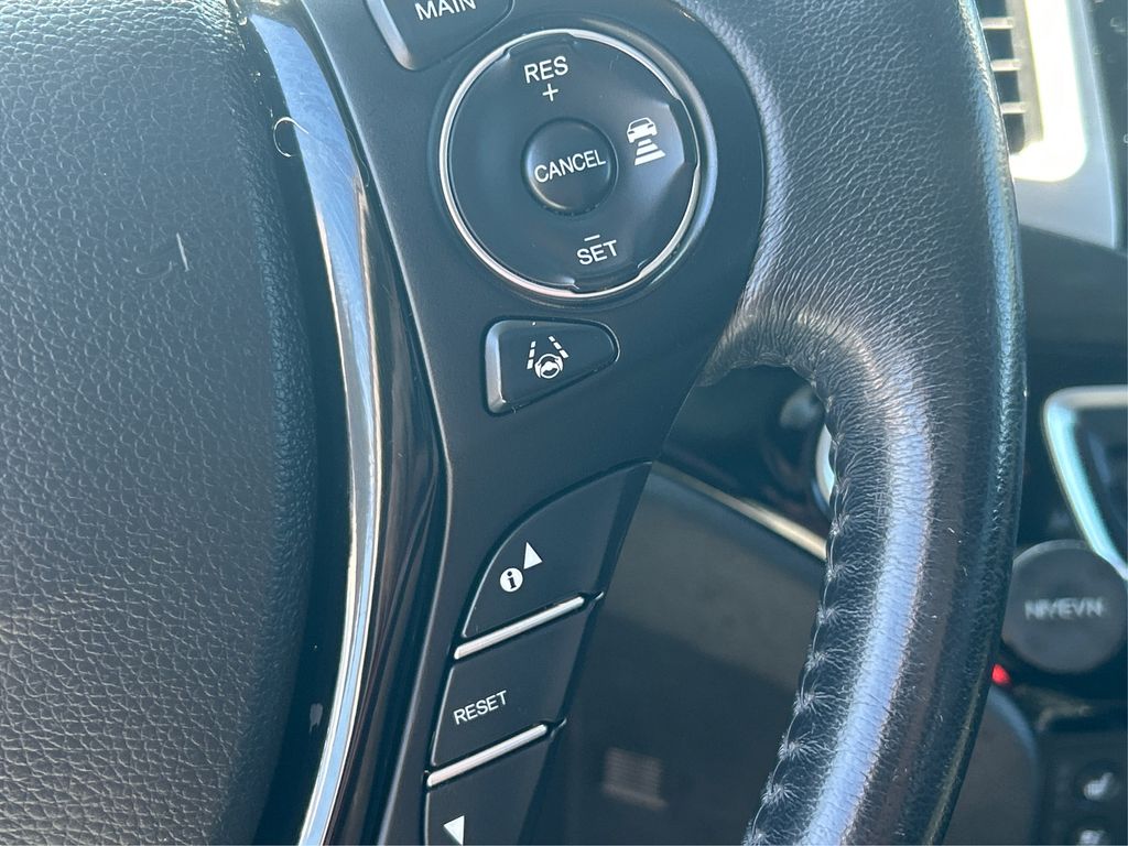2017 Honda Pilot Elite photo 29