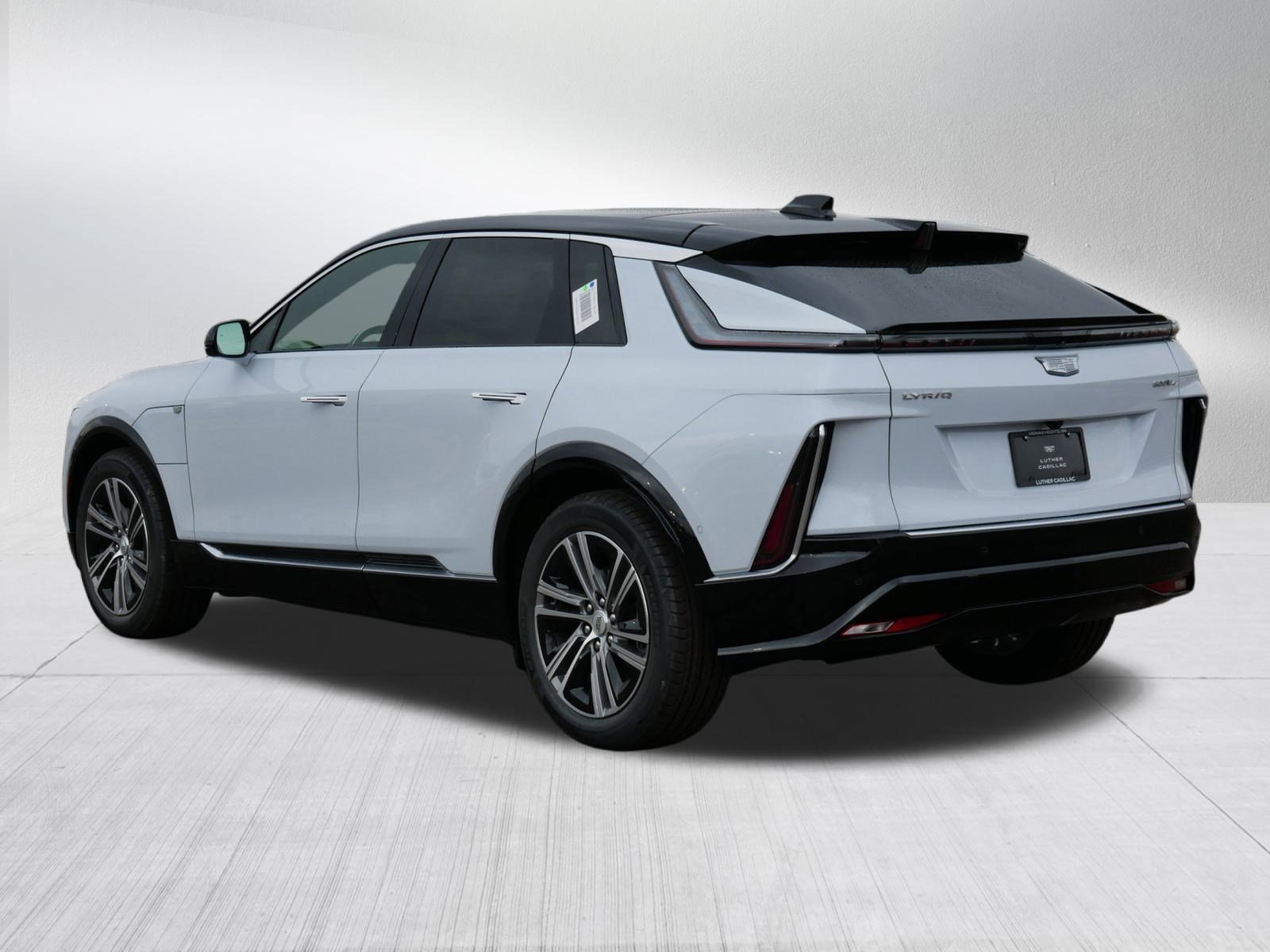 2026 Cadillac Lyriq Luxury photo 4