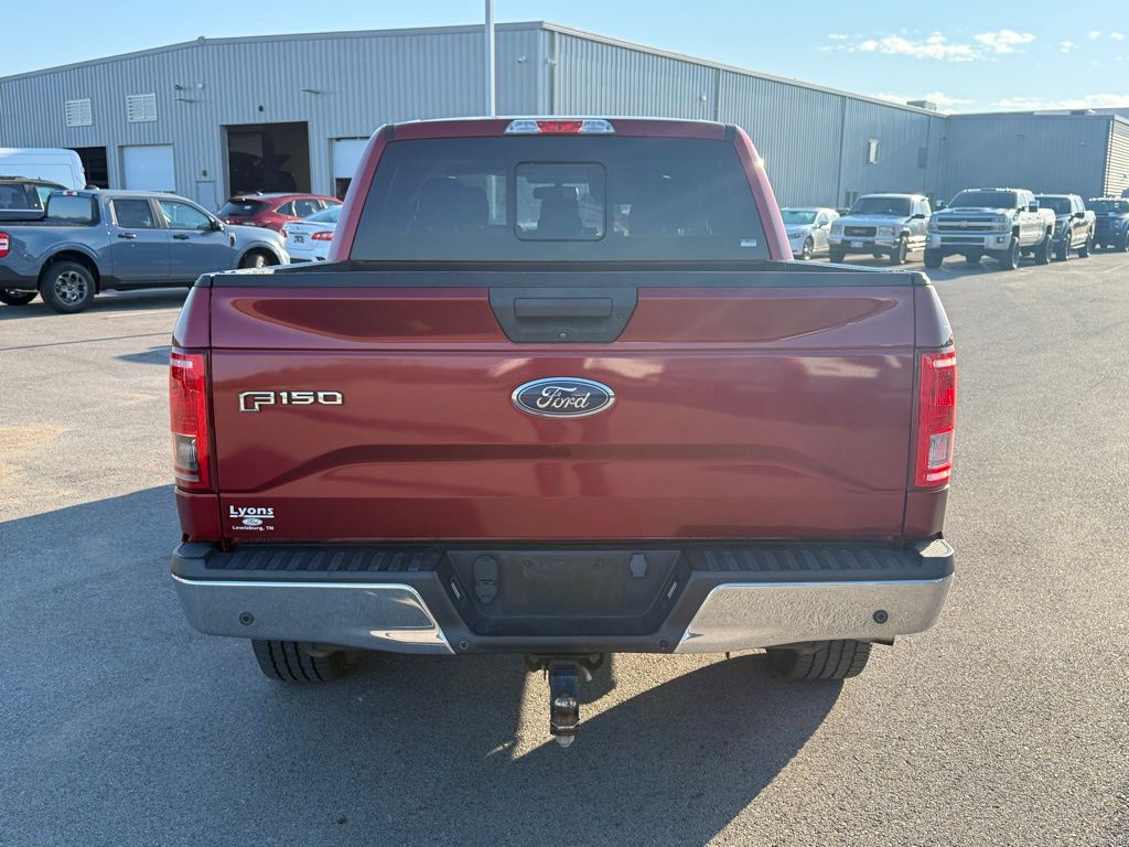 2016 Ford F-150 XLT photo 17
