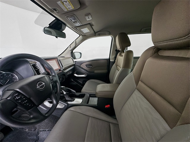 2022 Nissan Frontier SV photo 18