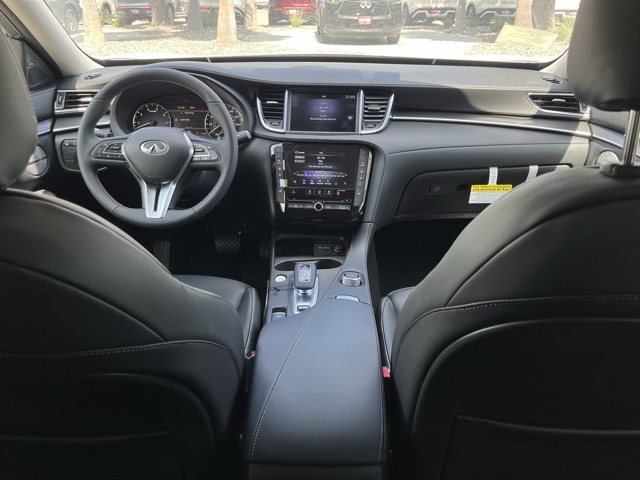 2025 Infiniti QX50 Luxe AWD photo 13