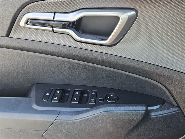 2023 Kia Sportage LX photo 27