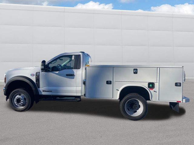 2024 Ford F-450 photo 2