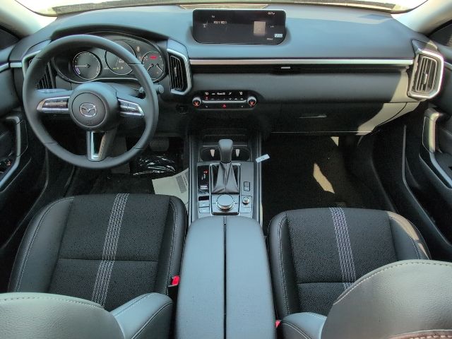 2026 Mazda CX-50 2.5 Preferred photo 3