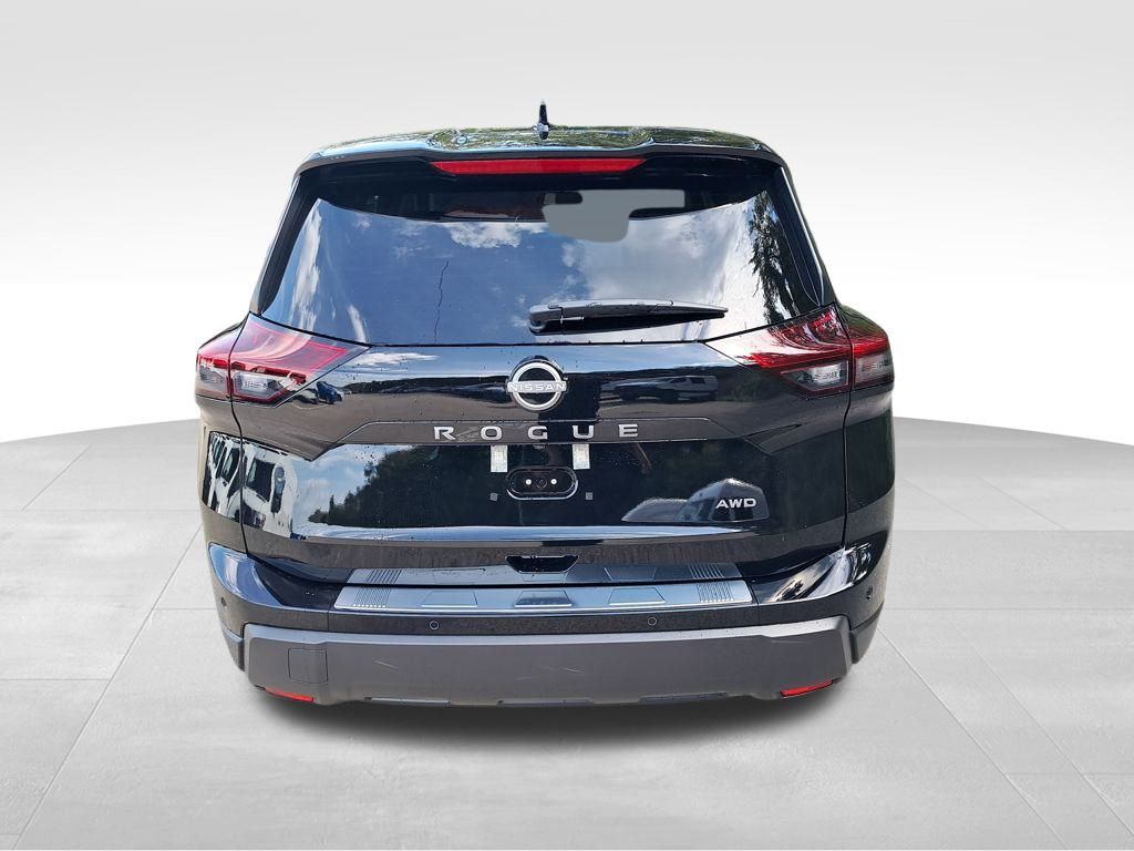 2026 Nissan Rogue SV photo 3