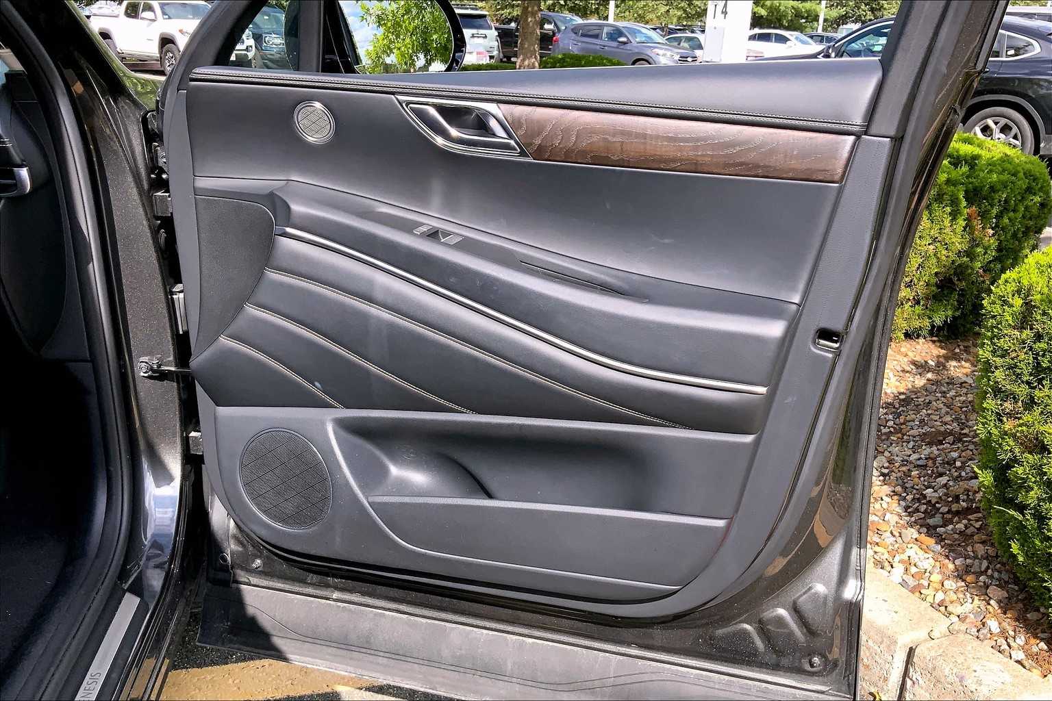 2024 Genesis GV80 3.5T AWD photo 18