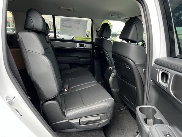 2026 Hyundai Santa Fe SEL photo 15