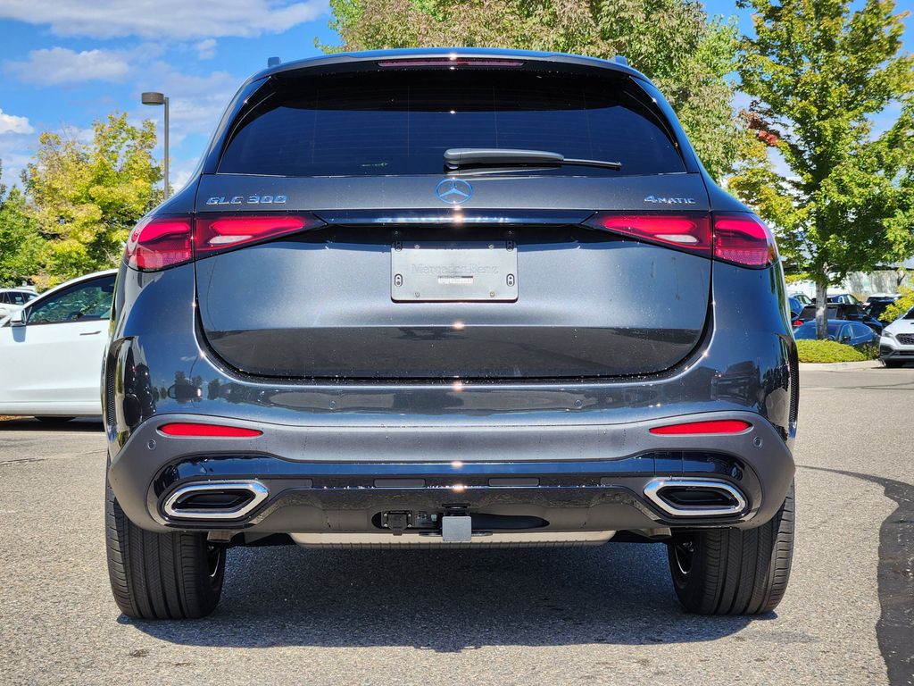 2026 Mercedes Benz GLC 300 4MATIC photo 6