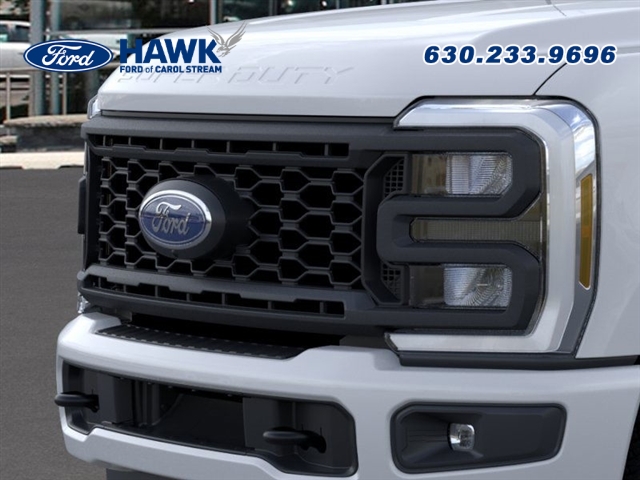2025 FORD F-350 - Image 17