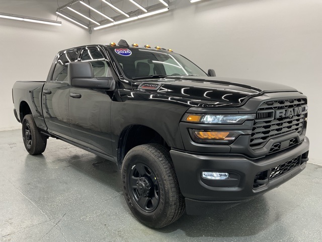 2026 Ram 2500 Tradesman photo 4