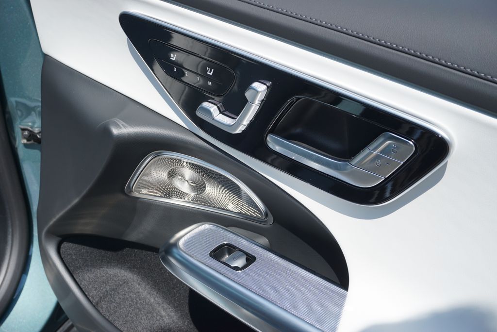 2026 Mercedes Benz E 450 4MATIC All-Terrain photo 57