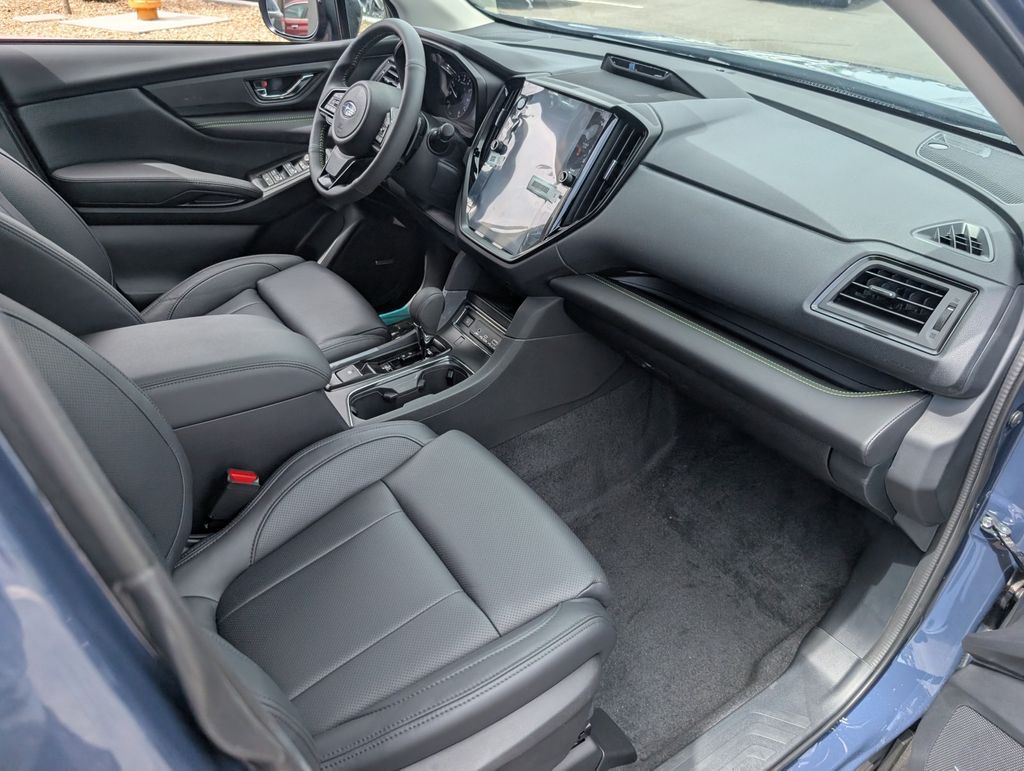 2025 Subaru Ascent Onyx Edition Touring photo 21