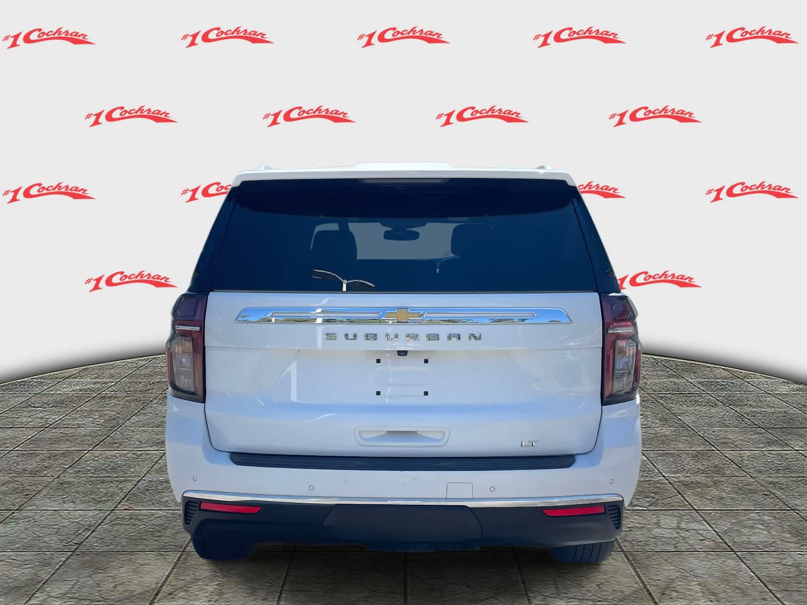 2023 Chevrolet Suburban LT photo 4