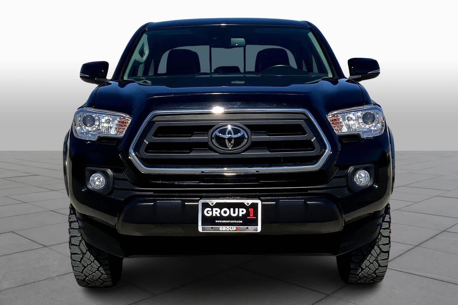 2022 Toyota Tacoma SR5 photo 3