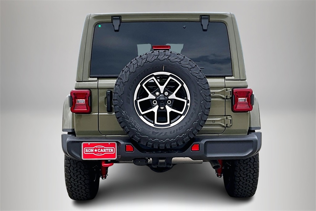 2025 Jeep Wrangler Rubicon photo 4
