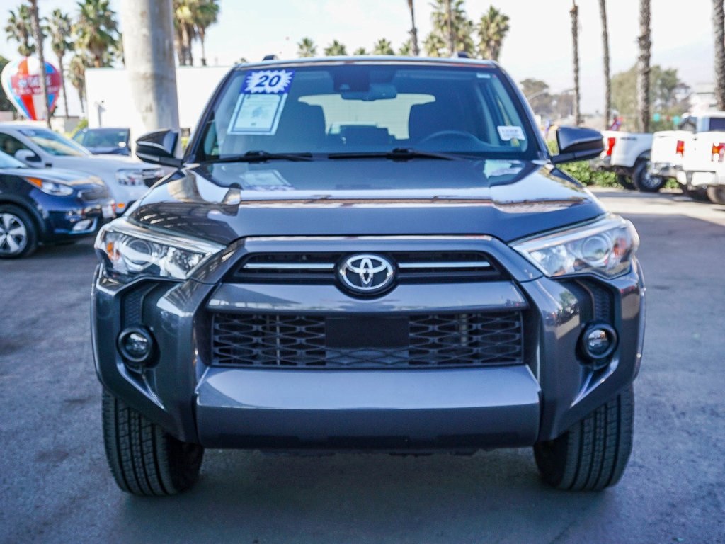 2020 Toyota 4Runner SR5 photo 2