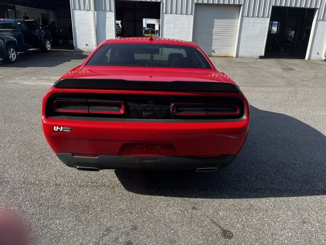 2023 Dodge Challenger SXT photo 2