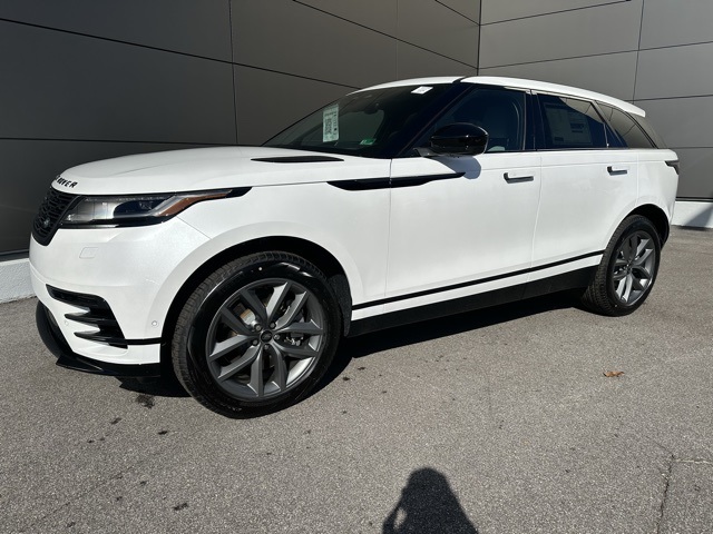 2026 Land Rover Range Rover Velar Dynamic SE