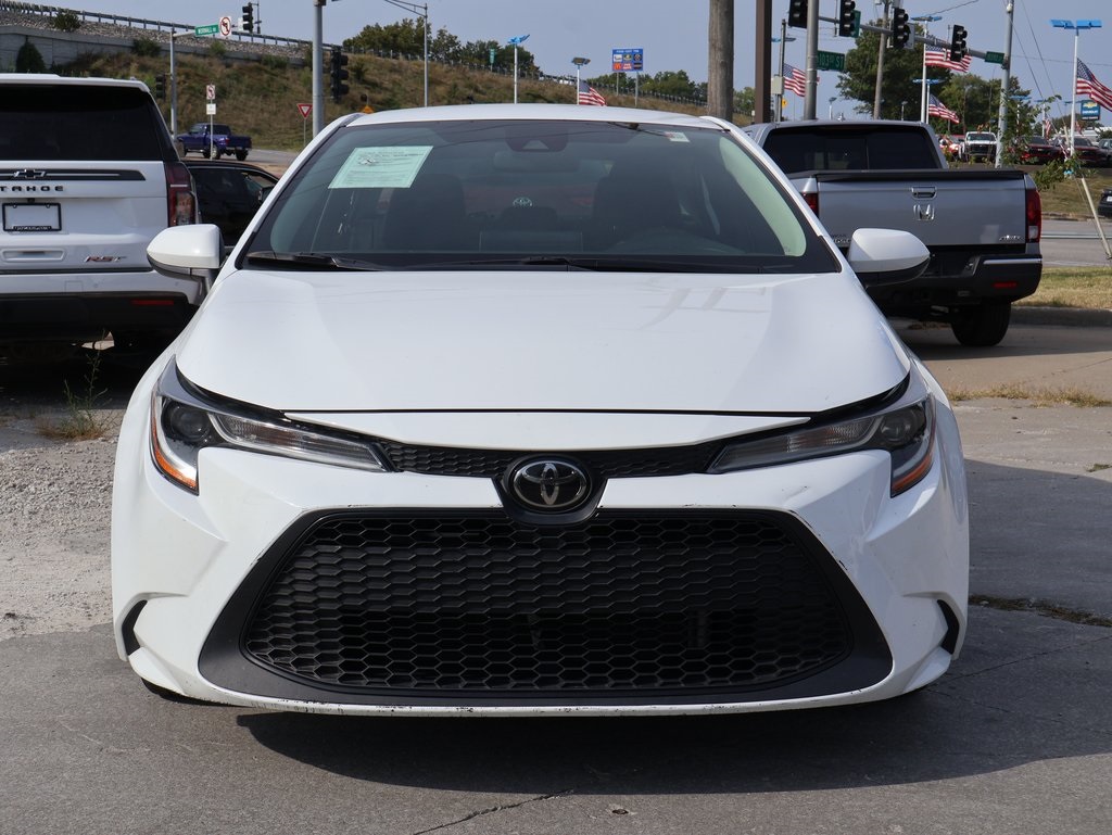Used 2021 Toyota Corolla LE with VIN 5YFEPMAE4MP240442 for sale in Kansas City