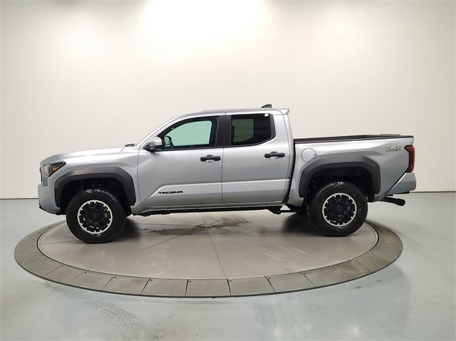 2024 Toyota Tacoma SR5 photo 4