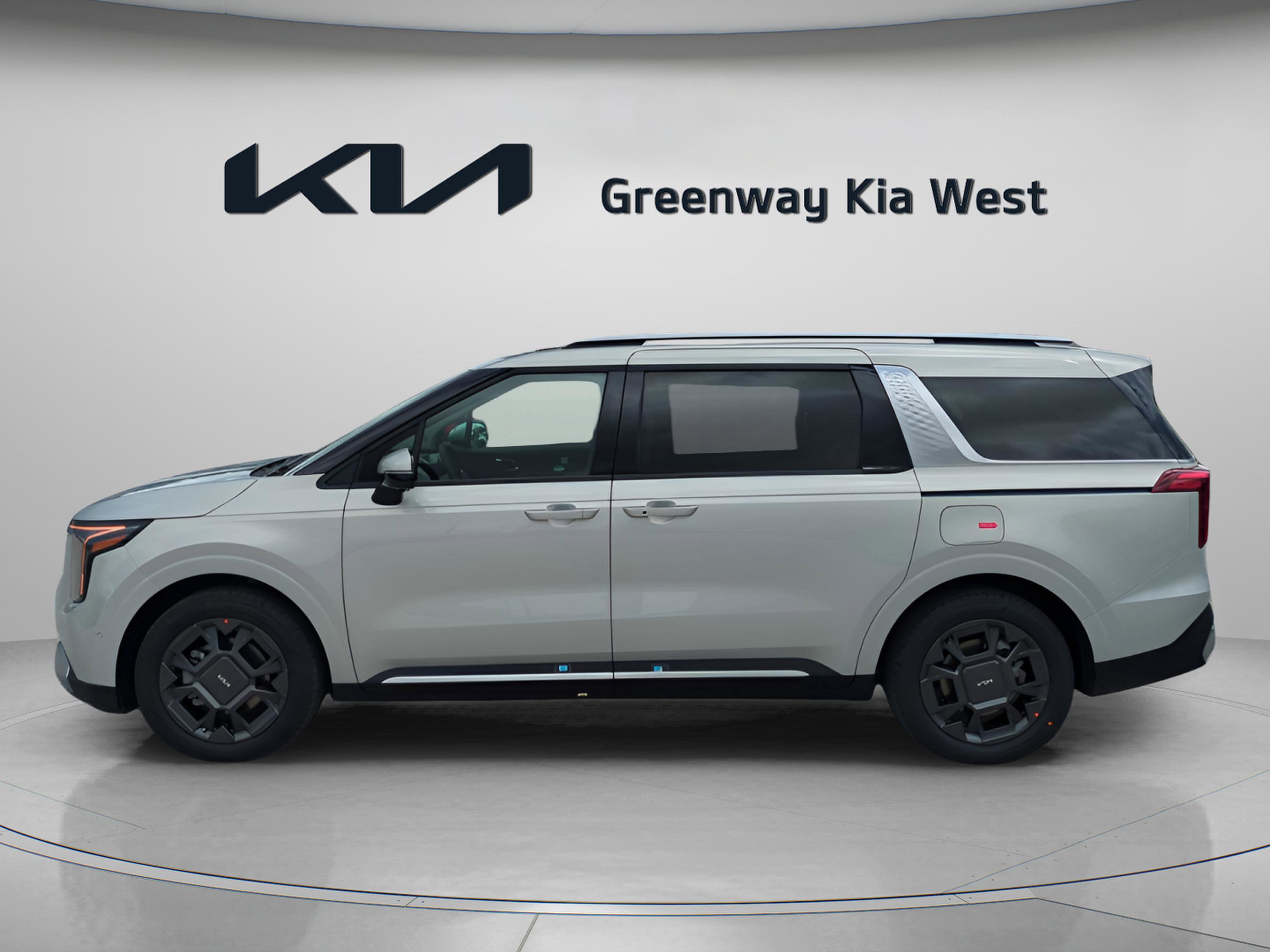 2026 Kia Carnival SX photo 4