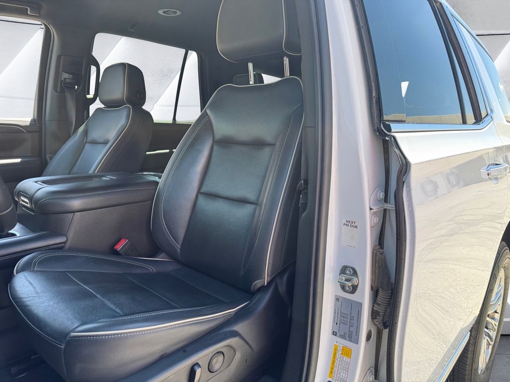 2021 Gmc Yukon SLT photo 8