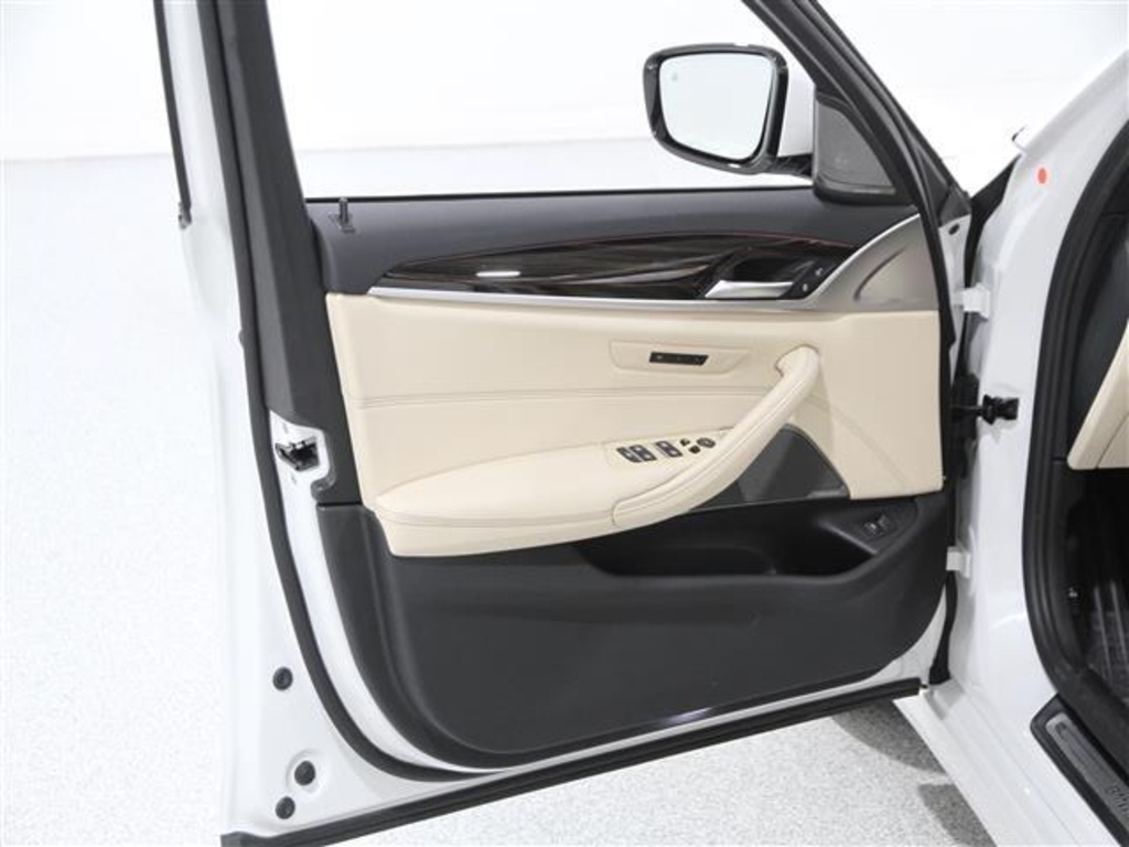 2022 Bmw 530i xDrive photo 4